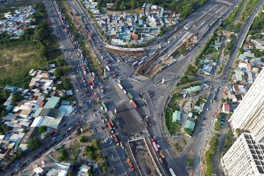 Hầm chui tại nút giao lớn nhất TP.HCM dự kiến thông xe vào tháng 6/2025