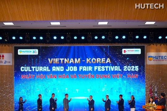 Nhà trường thúc đẩy giao lưu văn hóa, kết nối doanh nghiệp Việt – Hàn