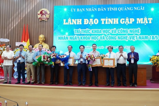 Quảng Ngãi tôn vinh đội ngũ trí thức nhân Ngày Khoa học và Công nghệ Việt Nam