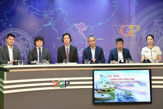 Tọa đàm về hệ thống thẻ vé tự động cho giao thông công cộng tại TP.HCM và Hà Nội