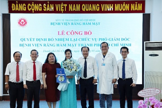 Lễ công bố quyết định bổ nhiệm lại Phó Giám đốc Bệnh viện Răng Hàm Mặt TP.HCM
