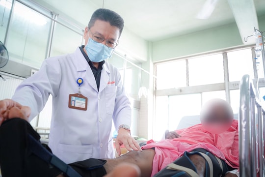 Bệnh viện Chợ Rẫy tiếp nhận 9 nạn nhân trong vụ cháy giàn khoan dầu tại Cà Mau
