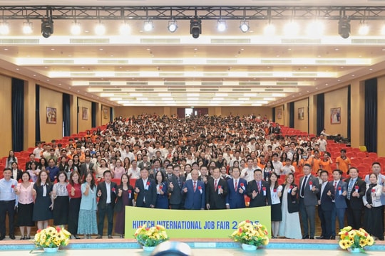 Gần 2.000 vị trí việc làm dành cho sinh viên tại HUTECH International Job Fair 2025