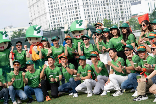 Herbalife Việt Nam tiếp tục đồng hành và tiếp sức các đội tuyển bóng đá Quốc gia Việt Nam