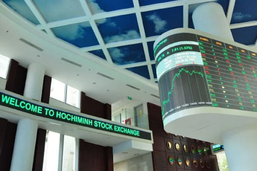 VietABank chuyển niêm yết lên HOSE, nâng vốn điều lệ lên sát 5.400 tỷ