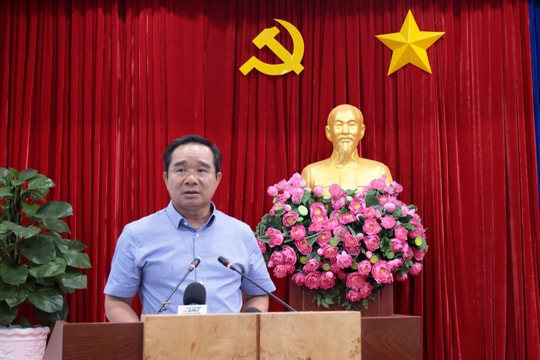 Chủ tịch UBND TP.HCM Nguyễn Văn Được làm việc với lãnh đạo các xã, phường