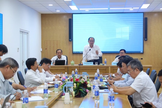 Giảm “cò” khám bệnh, ngành y tế TP.HCM có nhiều giải pháp đồng bộ