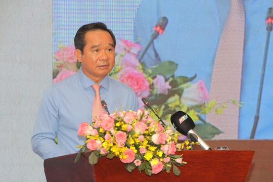 Chủ tịch UBND TP.HCM: Thể chế phải đi trước một bước để hiện thực hóa về chuyển đổi xanh