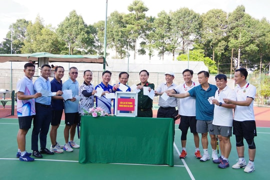 Khi trái tim lan tỏa yêu thương, vận động cùng những đường bóng