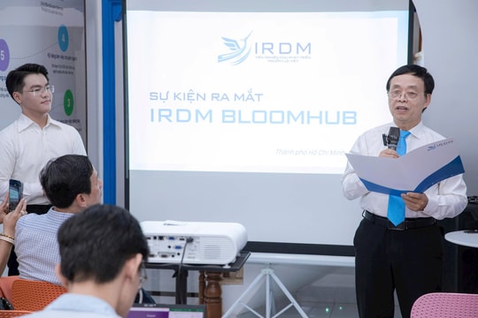 BloomHub - Mô hình học tập và đổi mới tích hợp