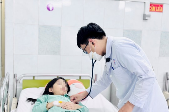 Cảnh báo: Hai ca nghi ngộ độc chất gây nghiện sau khi ăn kẹo không rõ nguồn gốc