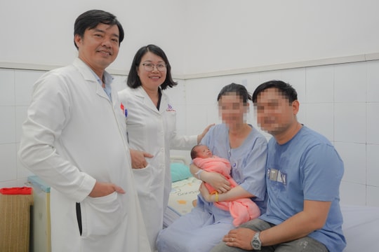 Người phụ nữ mắc bệnh Budd-Chiari hiếm gặp và hành trình vượt cạn an toàn