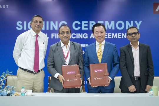 VinFast bắt tay Axis Bank, triển khai giải pháp tài chính toàn diện cho xe điện tại Ấn Độ
