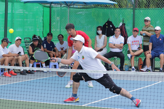 Giải giao hữu Pickleball - Tennis: Thắt chặt tình quân dân