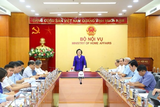 Bộ Nội vụ ưu tiên thu hút nhân tài trong xây dựng thể chế và chuyển đổi số