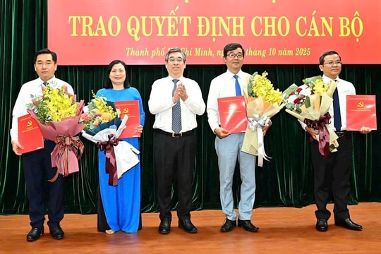 TP.HCM điều động, chỉ định nhiều cán bộ cấp xã