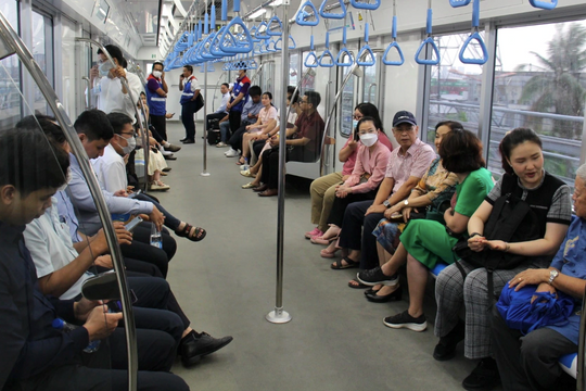 Người dân TP.HCM được miễn phí vé Metro dịp Tết Dương lịch và Tết Nguyên đán 2026