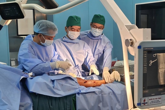 ThS.BS.CKI Hoàng Quốc Anh: Chúng tôi làm việc với tinh thần 'không để ai ở lại phía sau'
