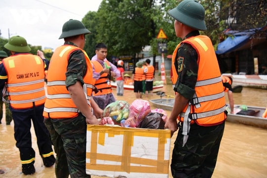 Cùng Tạp chí Khoa học phổ thông ủng hộ đồng bào vượt qua hậu quả bão