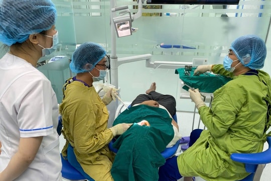 Người cao tuổi Việt Nam mất nhiều răng, 90% viêm nha chu