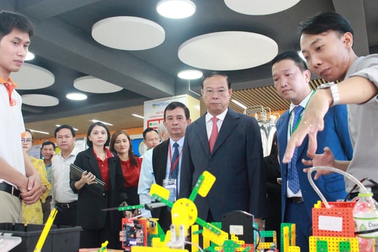 Kiến tạo tương lai 'xanh và số' cho vùng Đông Nam Bộ Kiến tạo tương lai 'xanh và số' cho vùng Đông Nam Bộ