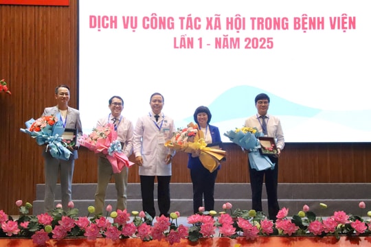 Nâng tầm công tác xã hội trong bệnh viện, hướng đến chăm sóc toàn diện cho người dân Nâng tầm công tác xã hội trong bệnh viện, hướng đến chăm sóc toàn diện cho người dân