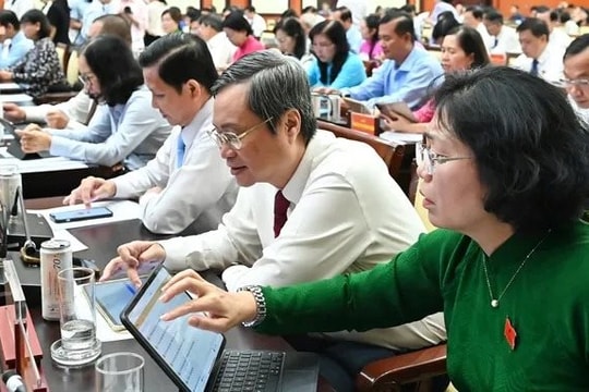 Kỳ họp thứ 5 HĐND TP.HCM khóa X thông qua 43 nghị quyết