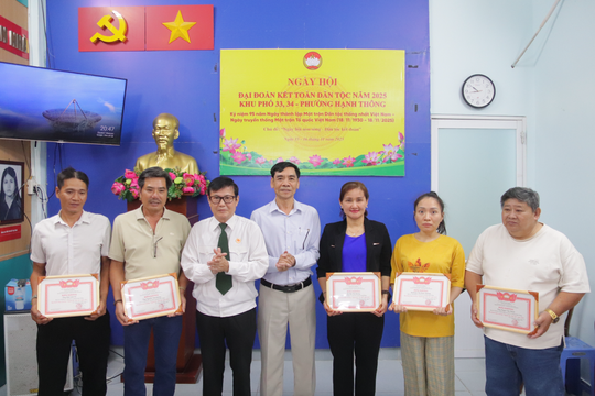 Khu phố 33, Phường Hạnh Thông tổ chức Ngày hội Đại đoàn kết dân tộc