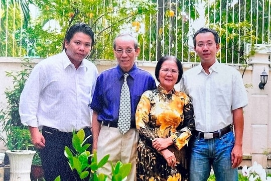 PGS.TS Trần Mai Đông: “Ba là ngọn hải đăng soi sáng đời con”