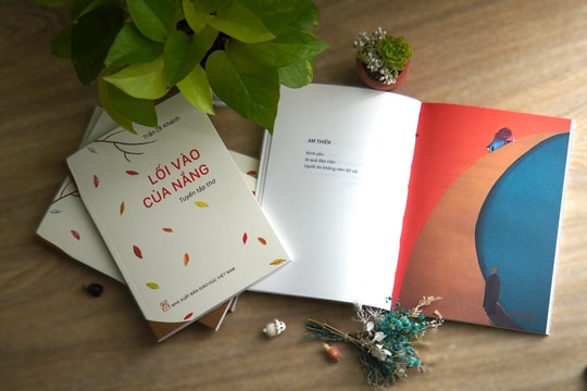 Hành trình khám phá "Lối vào của nắng" của nhà thơ Trần Lê Khánh