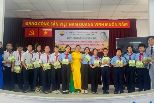 Học sinh THCS Nguyễn Văn Trỗi rèn nghị lực sống qua tấm gương nhà giáo Nguyễn Ngọc Ký