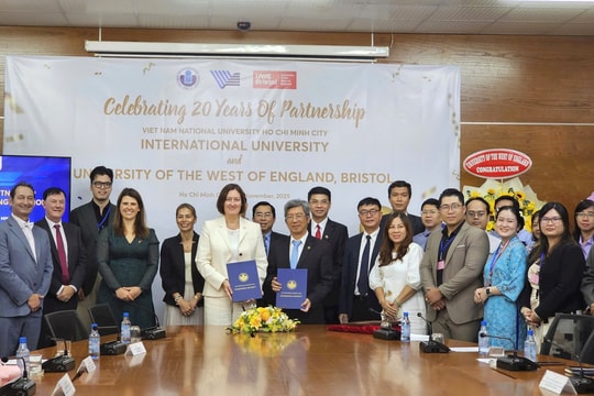 Hai trường đại học Việt Nam và Anh Quốc kỷ niệm 20 năm hợp tác đào tạo