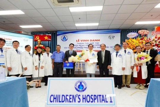 Trung tâm Niệu Nhi Xuất sắc đầu tiên tại Việt Nam được Mỹ công nhận