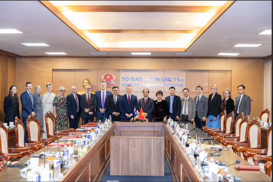 Tăng cường quan hệ hợp tác chiến lược về giáo dục Australia-Việt Nam