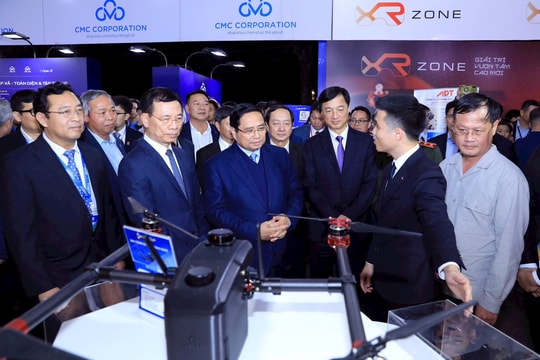 Ra mắt hệ sinh thái chuyển đổi số toàn diện cấp phường, xã tại TECHFEST 2025