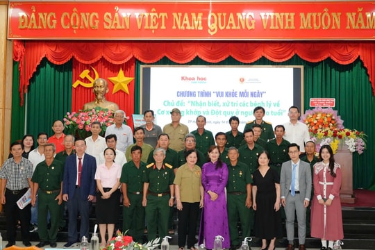 “Vui khỏe mỗi ngày” chăm sóc sức khỏe cho cựu chiến binh, người có công với cách mạng