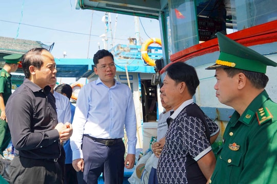 Đoàn Công tác của Thanh tra Chính phủ làm việc về chống khai thác IUU tại TP.HCM