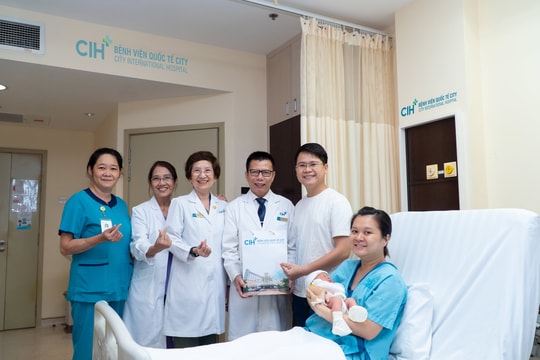 Từ những ca hiếm muộn tiên lượng thấp đến tiếng khóc chào đời của trẻ