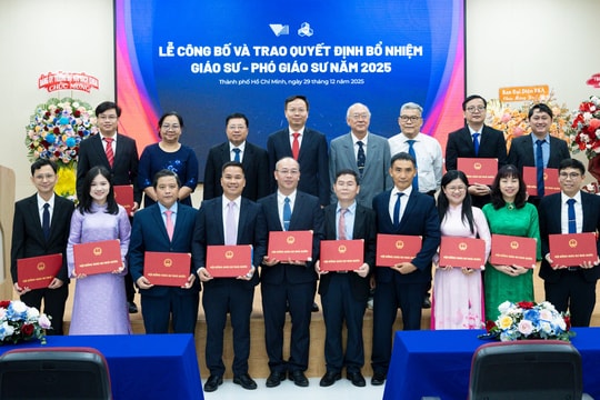 Trường Đại học Bách khoa TP.HCM trao quyết định bổ nhiệm chức danh Giáo sư và Phó Giáo sư năm 2025