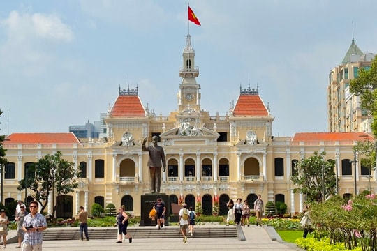 Du lịch TP.HCM thu hơn 2.600 tỉ đồng trong kỳ nghỉ Tết Dương lịch 2026