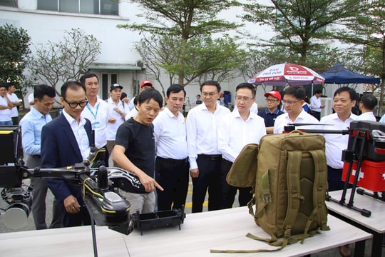 TP.HCM lần đầu thử nghiệm thiết bị bay không người lái giao hàng