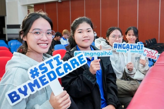 Sinh viên TP.HCM chủ động tiếp cận kiến thức về sức khỏe tình dục qua dự án “Ngại hỏi nhưng muốn biết”