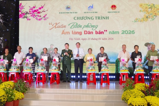 “Xuân Biên phòng ấm lòng dân bản” đến với nhân dân biên giới tỉnh Tây Ninh