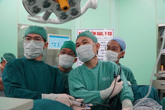 Bệnh viện Đa khoa Vũng Tàu triển khai thành công kỹ thuật tán sỏi niệu quản bằng laser