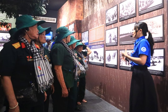 Thời thanh xuân của thế hệ thanh niên xung phong trên tuyến đường 1C huyền thoại