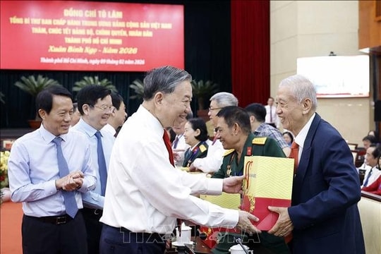 Tổng Bí thư Tô Lâm thăm, chúc Tết Đảng bộ, chính quyền và nhân dân TP.HCM