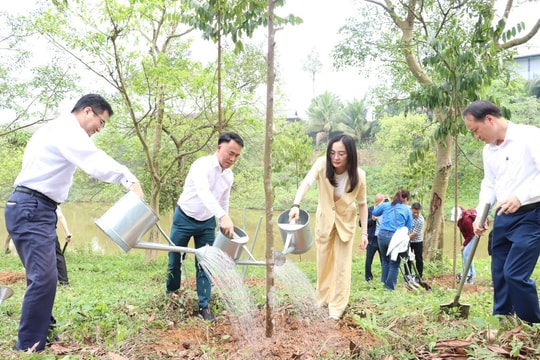 Toyota đồng hành cùng chương trình “Tết trồng cây đời đời nhớ ơn Bác Hồ” Xuân Bính Ngọ 2026