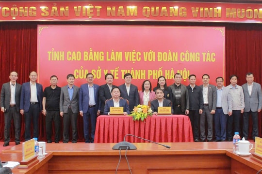 Tỉnh Cao Bằng làm việc với đoàn công tác Sở Y tế thành phố Hà Nội