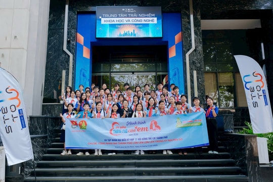 Học sinh TP.HCM hào hứng trải nghiệm khoa học công nghệ tại STEM TOWN