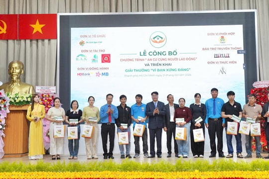 Tặng 5 giải đặt biệt là đất nền cho công nhân có câu chuyện truyền cảm hứng